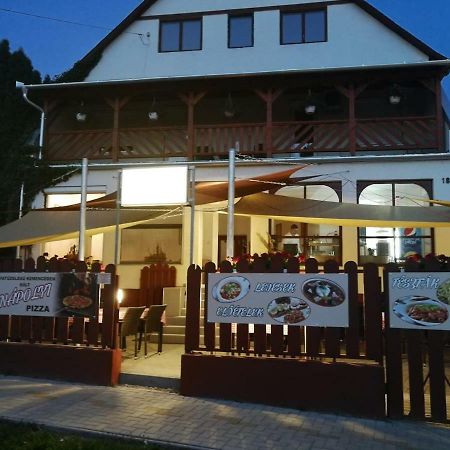 Apartmán Vadasztanya Fogado Egerszalók Exteriér fotografie