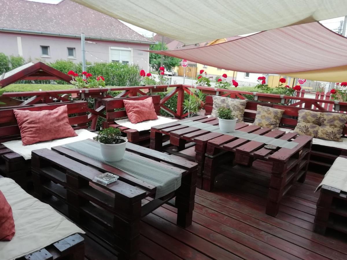 Apartmán Vadasztanya Fogado Egerszalók Exteriér fotografie