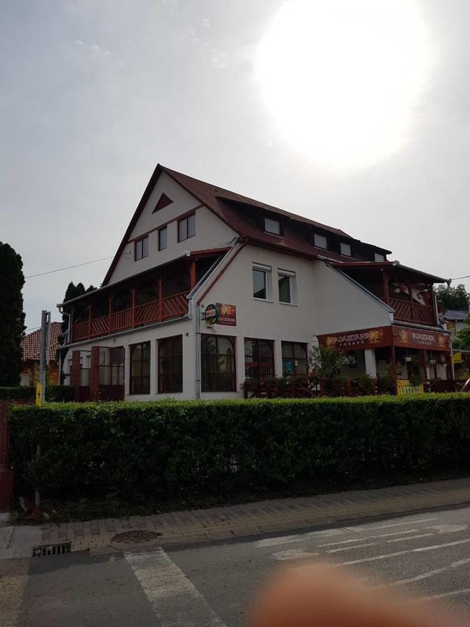 Apartmán Vadasztanya Fogado Egerszalók Exteriér fotografie